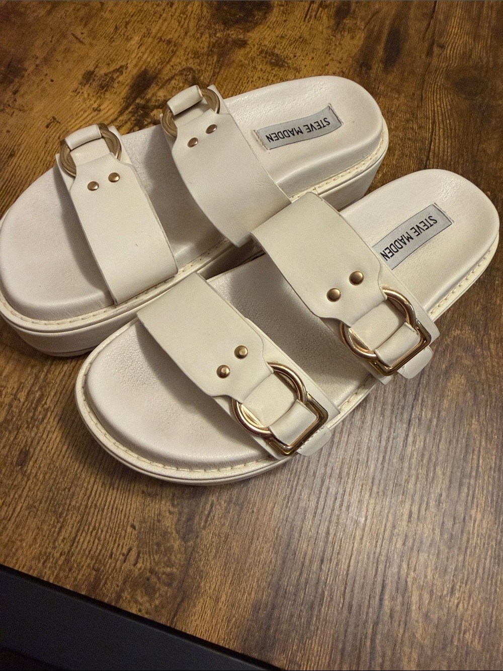 Steve Madden White Platform Double Buckle Slide Sandals Gold Hardware
